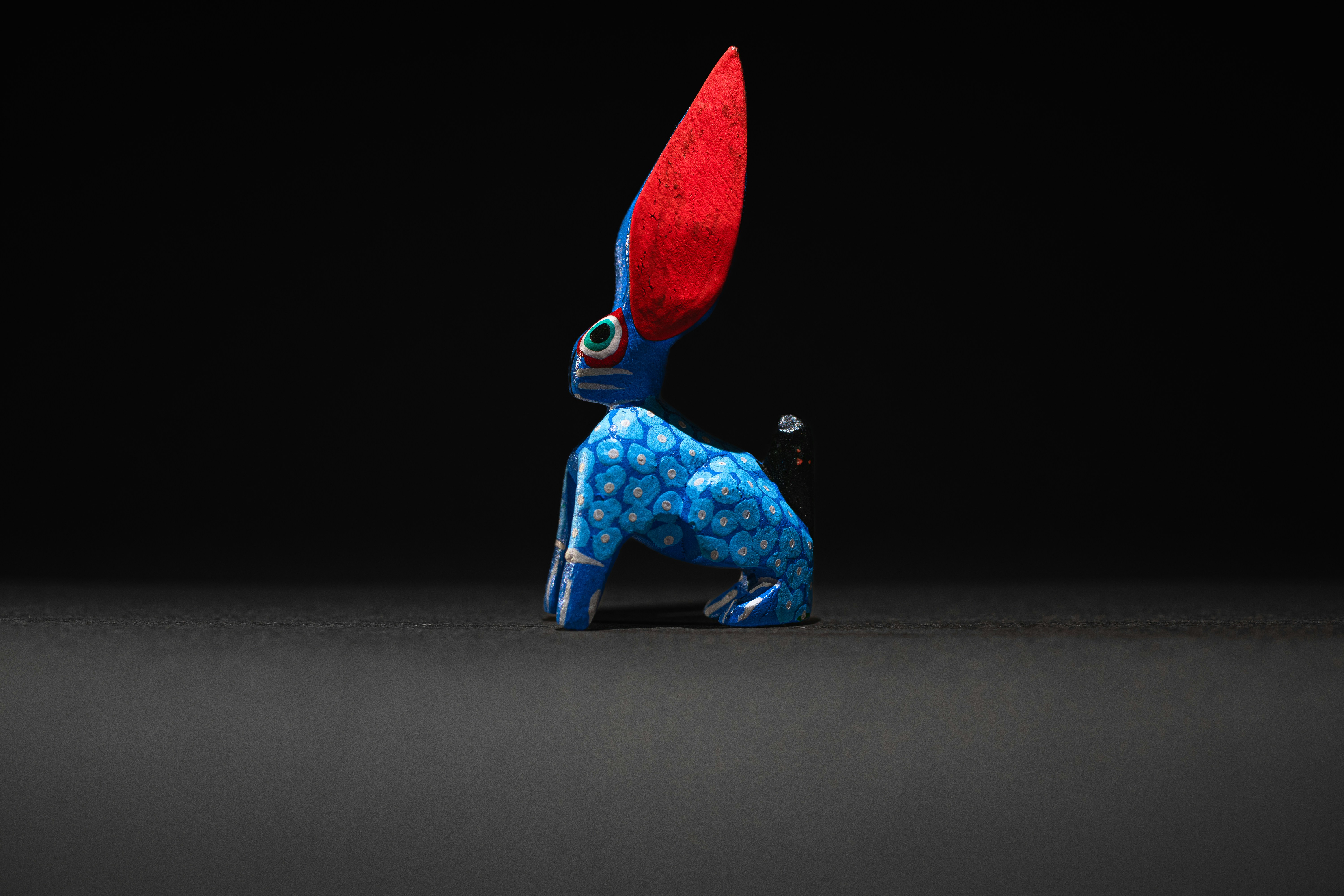 Alebrije de madera tallado